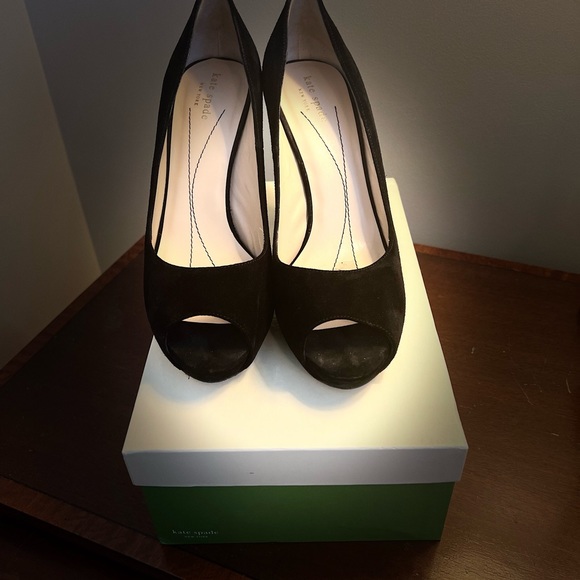 Kate Spade Italian suede Georgia peep toe Pumps - Picture 4 of 4